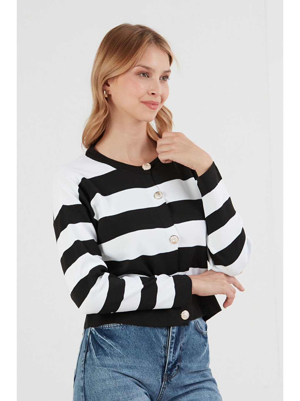 Siyah Çizgili Düğmeli Triko Hırka-3