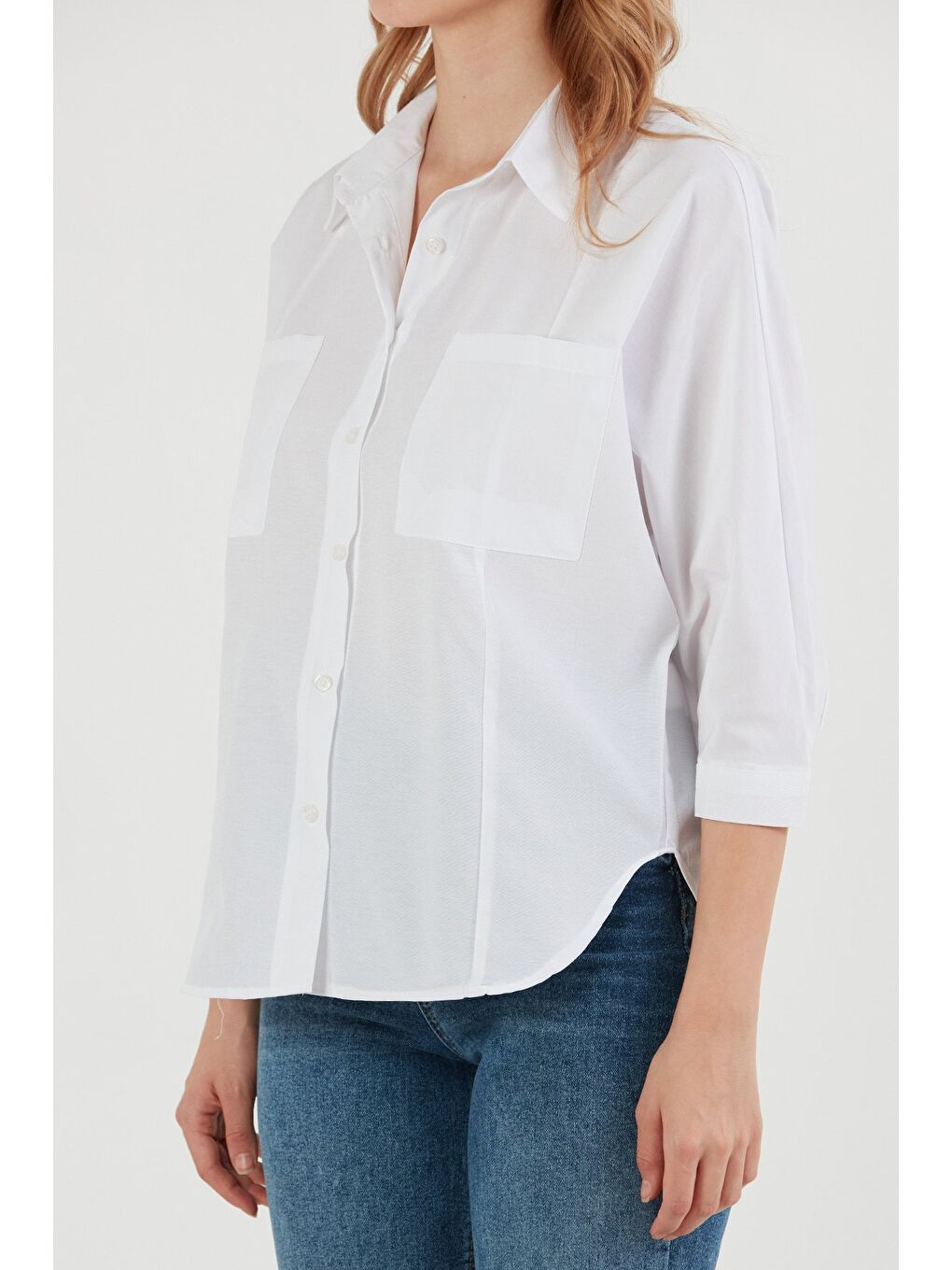 Beyaz Çift Cepli Yarasa Kol Terikoton Gömlek-4