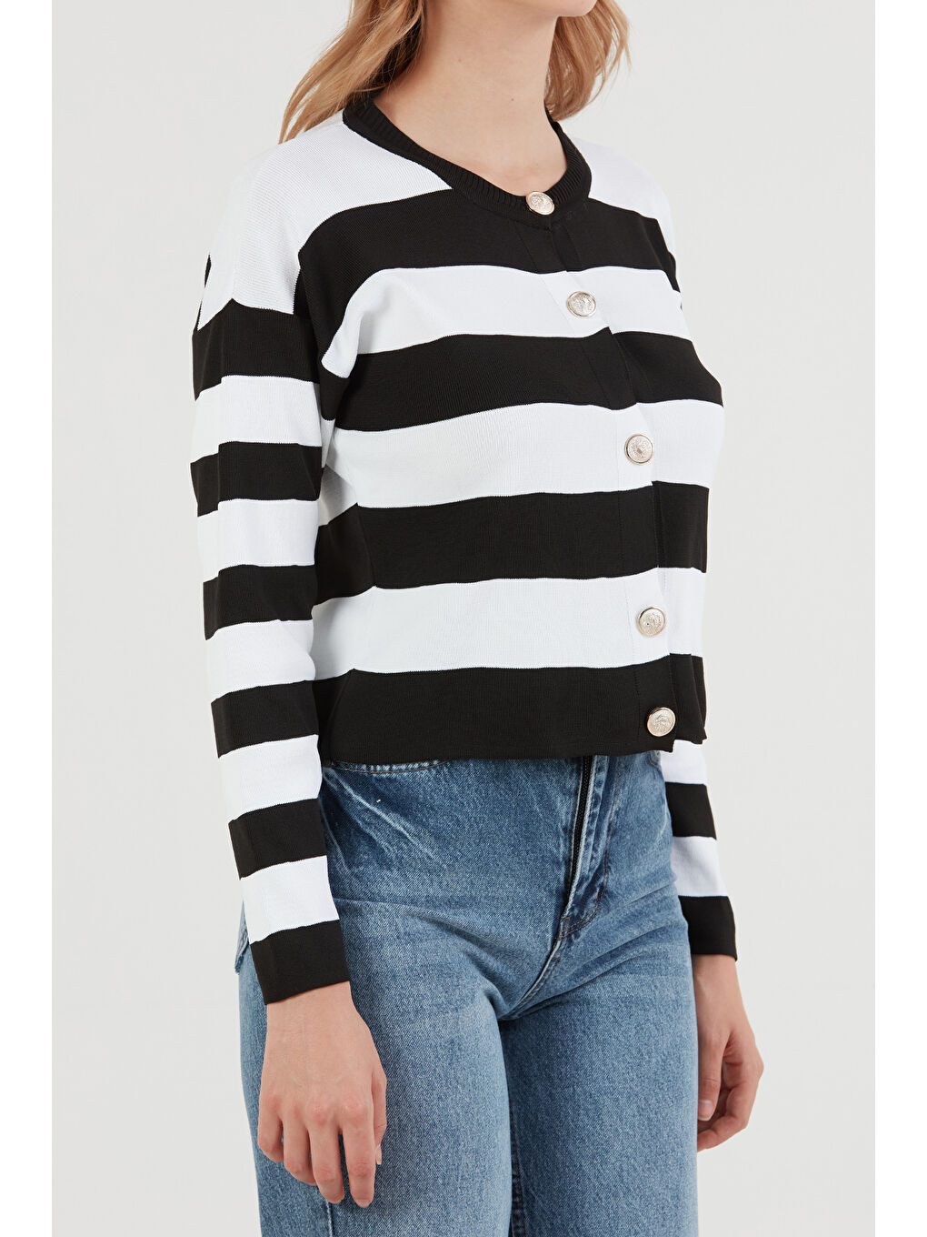 Siyah Çizgili Düğmeli Triko Hırka-4