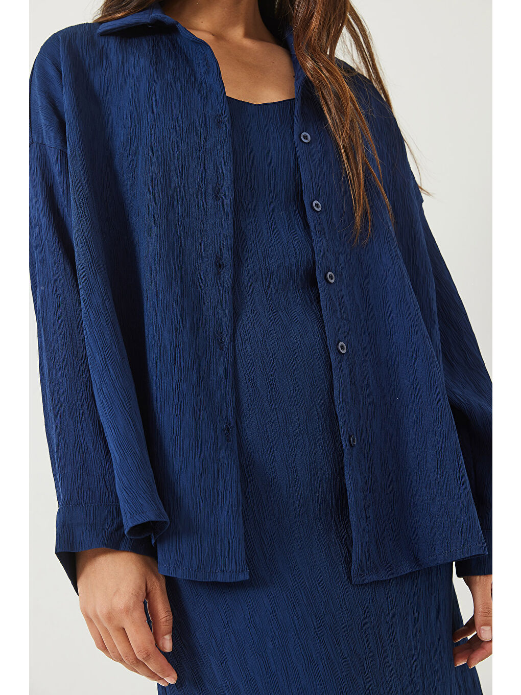 Lacivert Kadın Dokulu İnce Askılı Elbise Oversize Gömlek 'li Takım-6