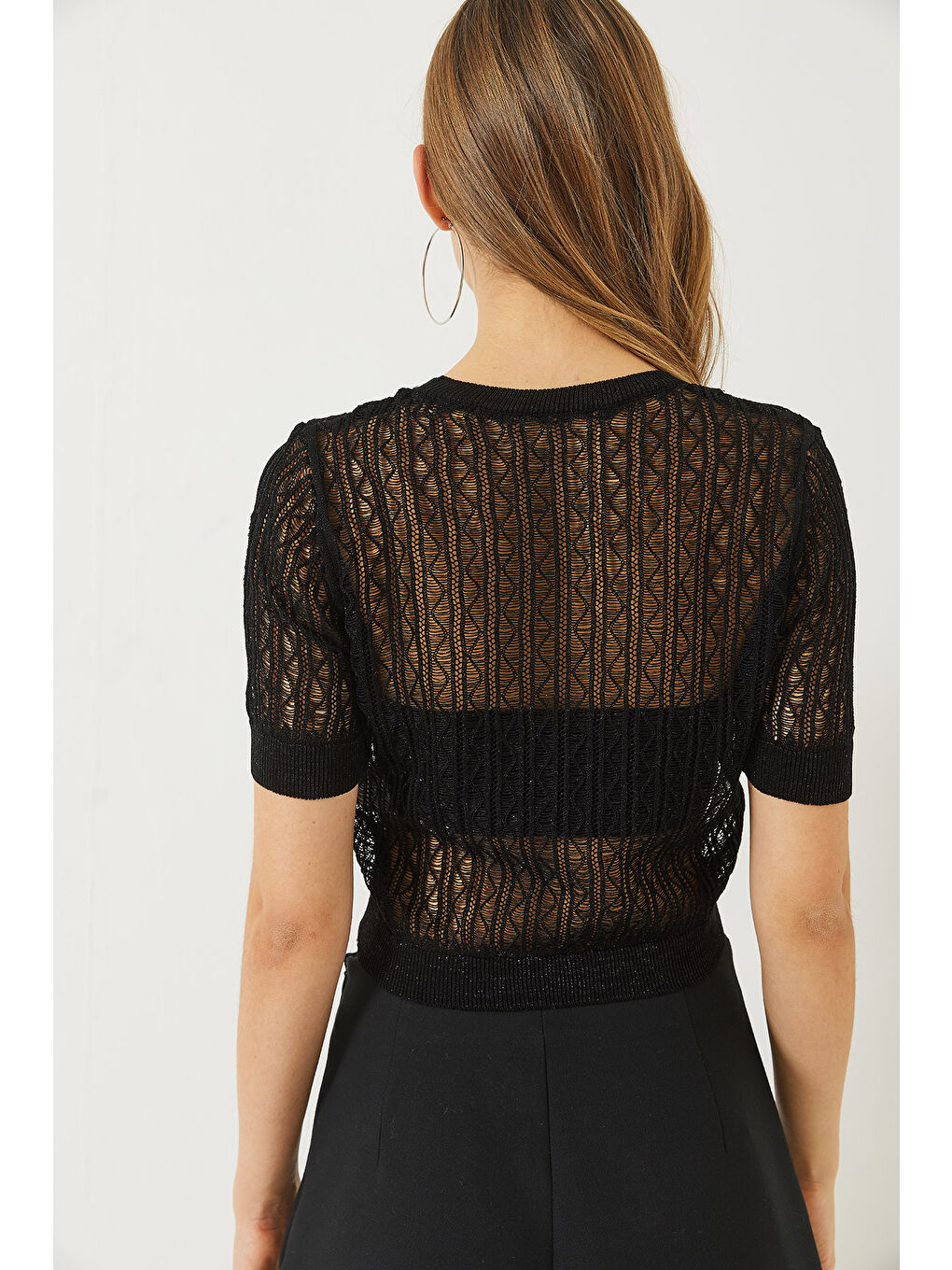 Siyah Kadın Bisiklet Yaka Yadızlı Kısa Kol Ajurlu Örgü Detaylı Crop Bluz-5