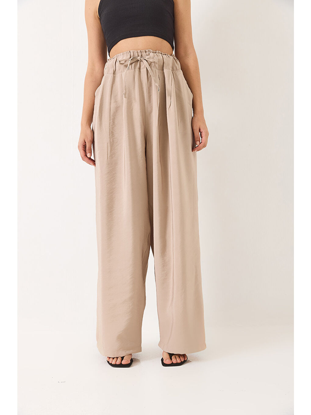 Bej Kadın Yüksek Bel Geniş Lastikli Oversize Palazzo Pantolon-1