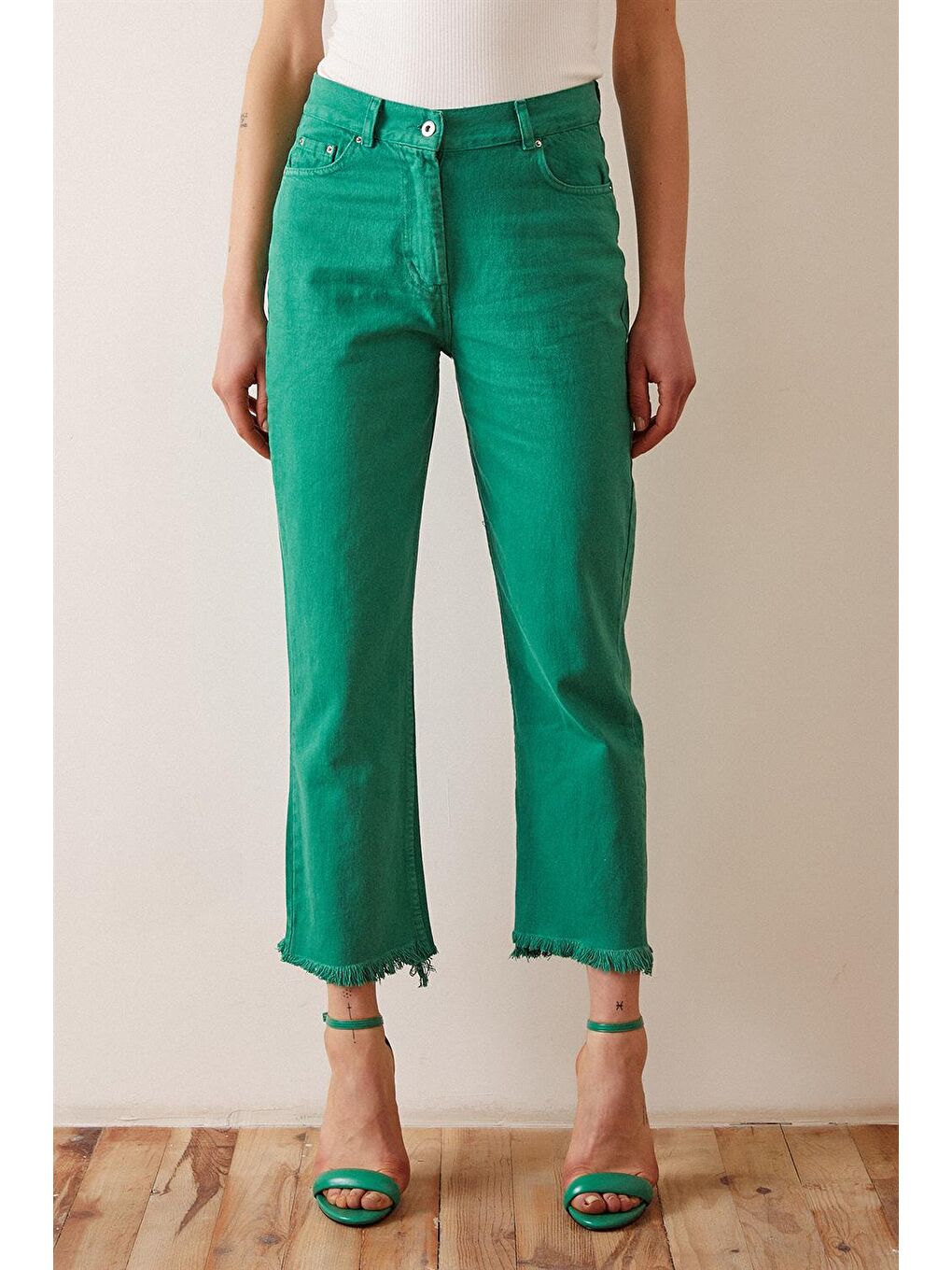 Yeşil Paçası Püsküllü Denim Jean