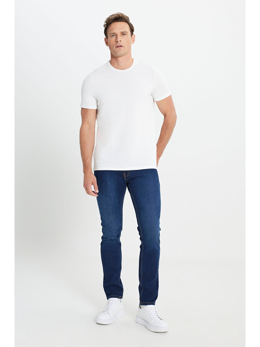 Erkek Koyu Lacivert Slim Fit Dar Kesim 5 Cep Esnek Denim Jean Pantolon-1