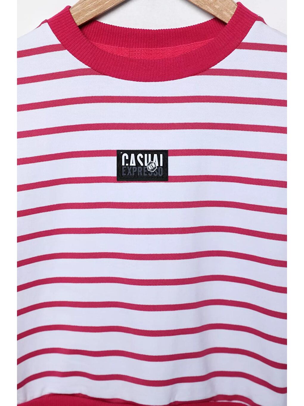 Fuşya Bisiklet Yaka Bel Ve Kol Lastikli Çizgi Desenli Kız Çocuk Sweatshirt-1
