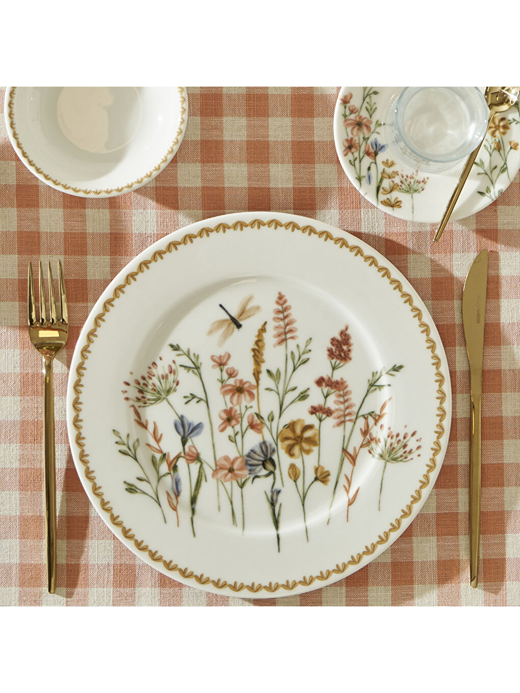 Karışık Flores Porselen 26 Parça 6 Kişilik Kahvaltı Takımı-2