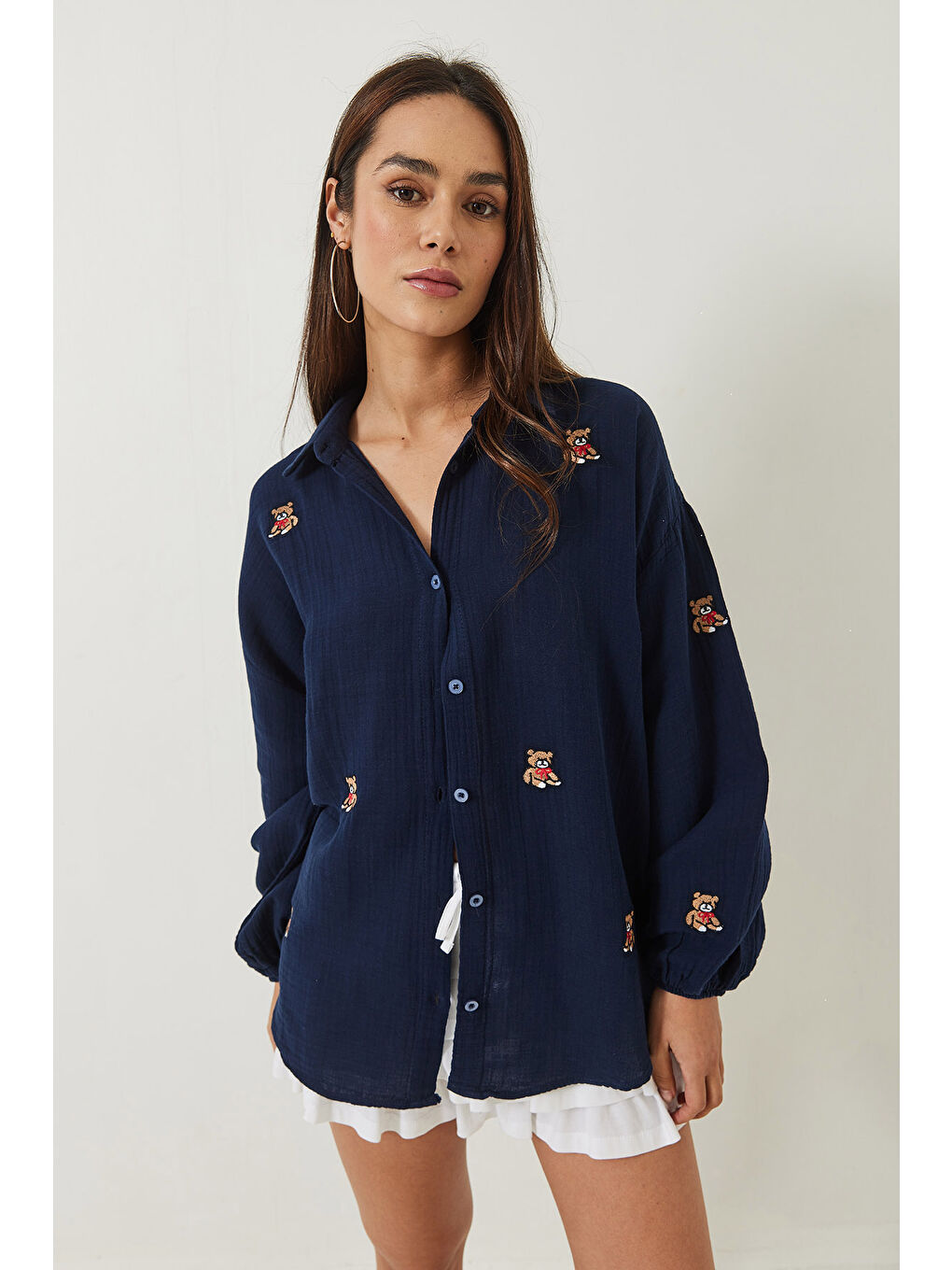 Lacivert Kadın Teddy İşlemeli Kolları Lastikli Oversize Pamuk Gömlek-4