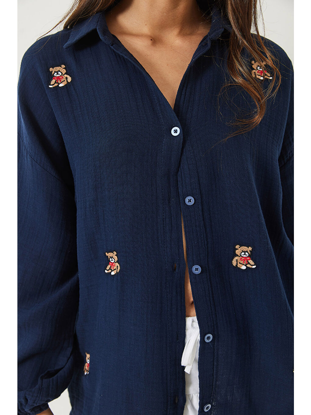 Lacivert Kadın Teddy İşlemeli Kolları Lastikli Oversize Pamuk Gömlek-5