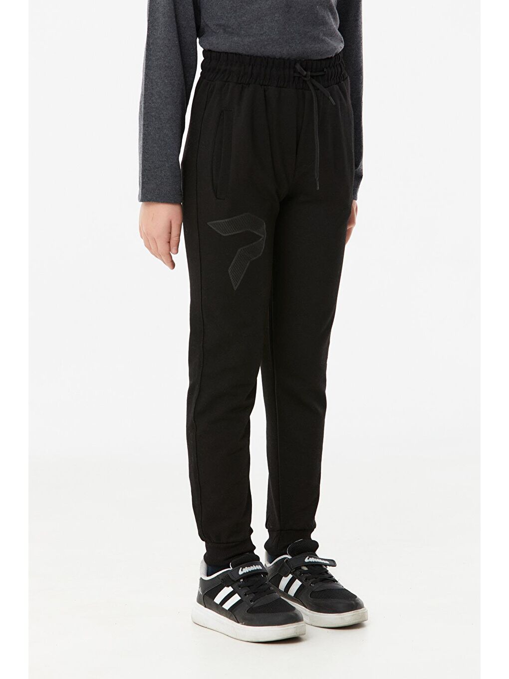 Siyah Baskılı Beli Lastikli Erkek Çocuk Eşofman Altı-2