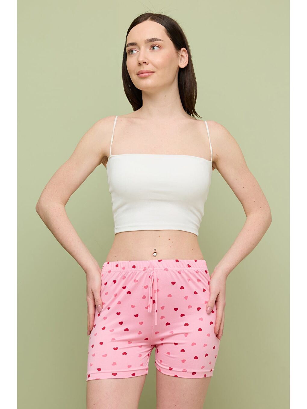 Pembe Kalp Desenli Beli Lastikli Şort-2