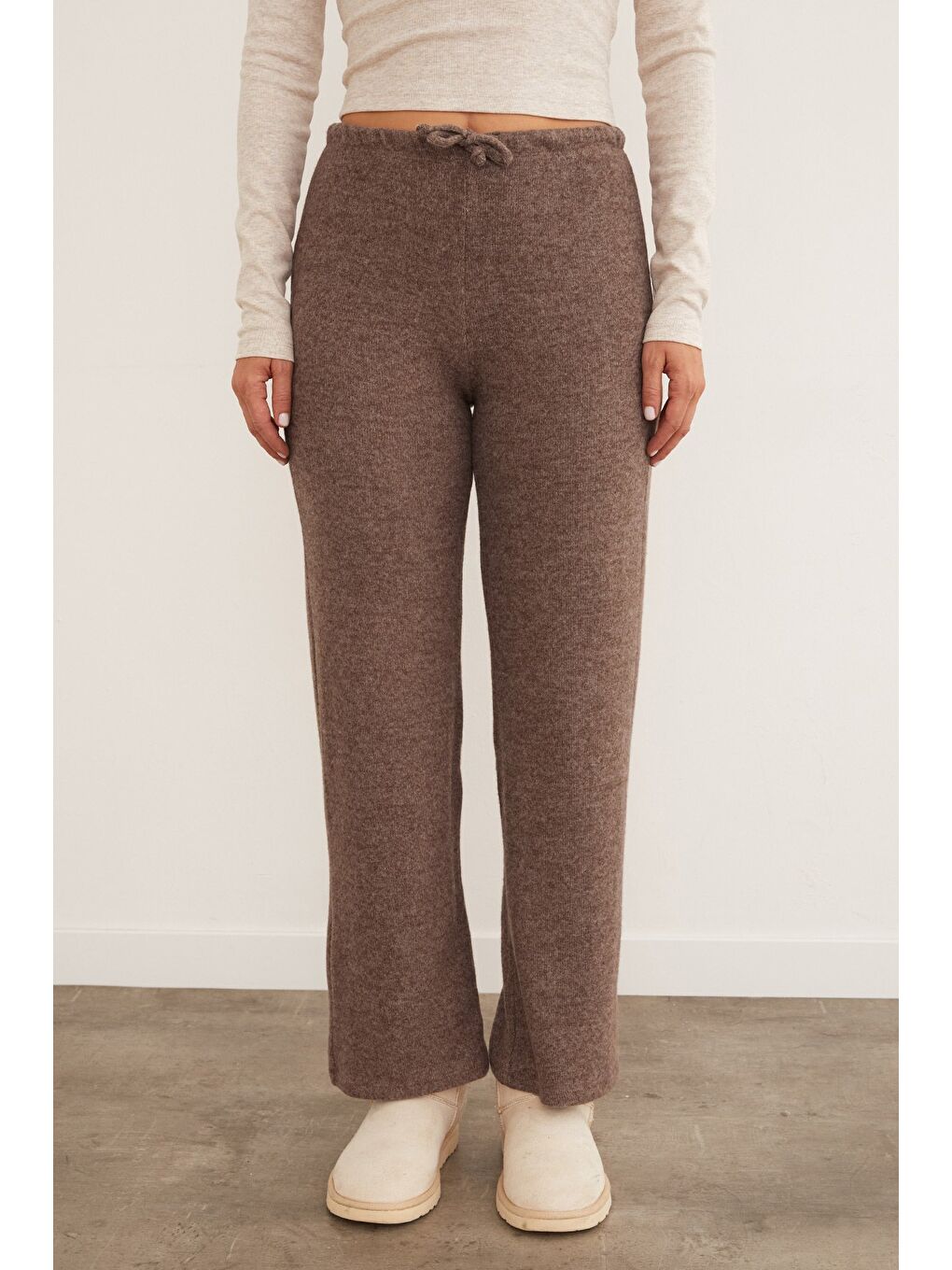 Kahverengi Beli Bağlamalı Yumoş Palazzo Pantolon-4