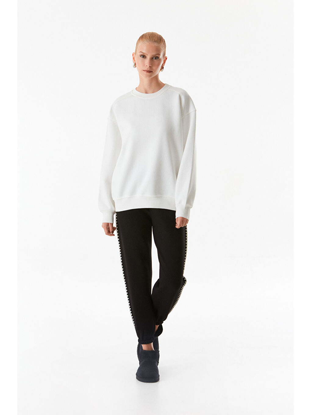 Fullamoda Ekru Basic Bisiklet Yaka Sweatshirt - 3