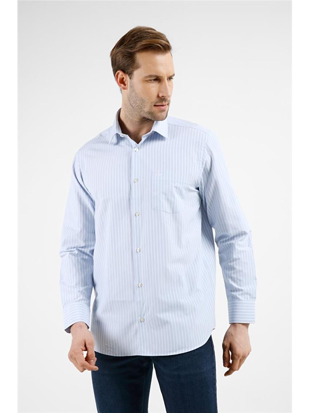 Mavi - Beyaz Çizgili Desen Sert Yaka Uzun Kol Cepli Comfort Fit Pamuklu Gömlek 1004255277-2