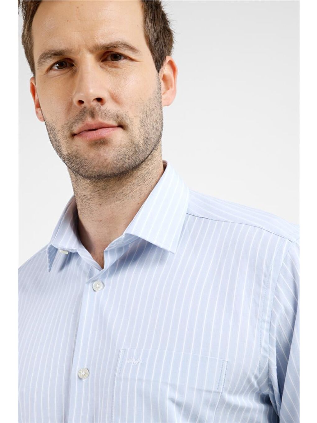Mavi - Beyaz Çizgili Desen Sert Yaka Uzun Kol Cepli Comfort Fit Pamuklu Gömlek 1004255277-3