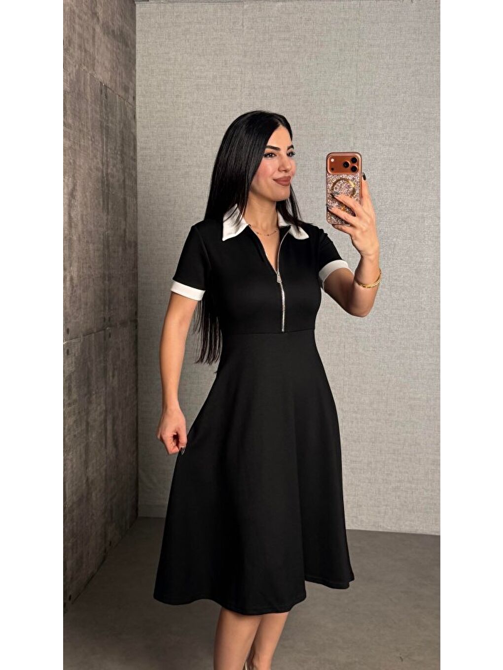 Siyah Kadın Polo Yaka Fermuar Detaylı Modal Midi Elbise