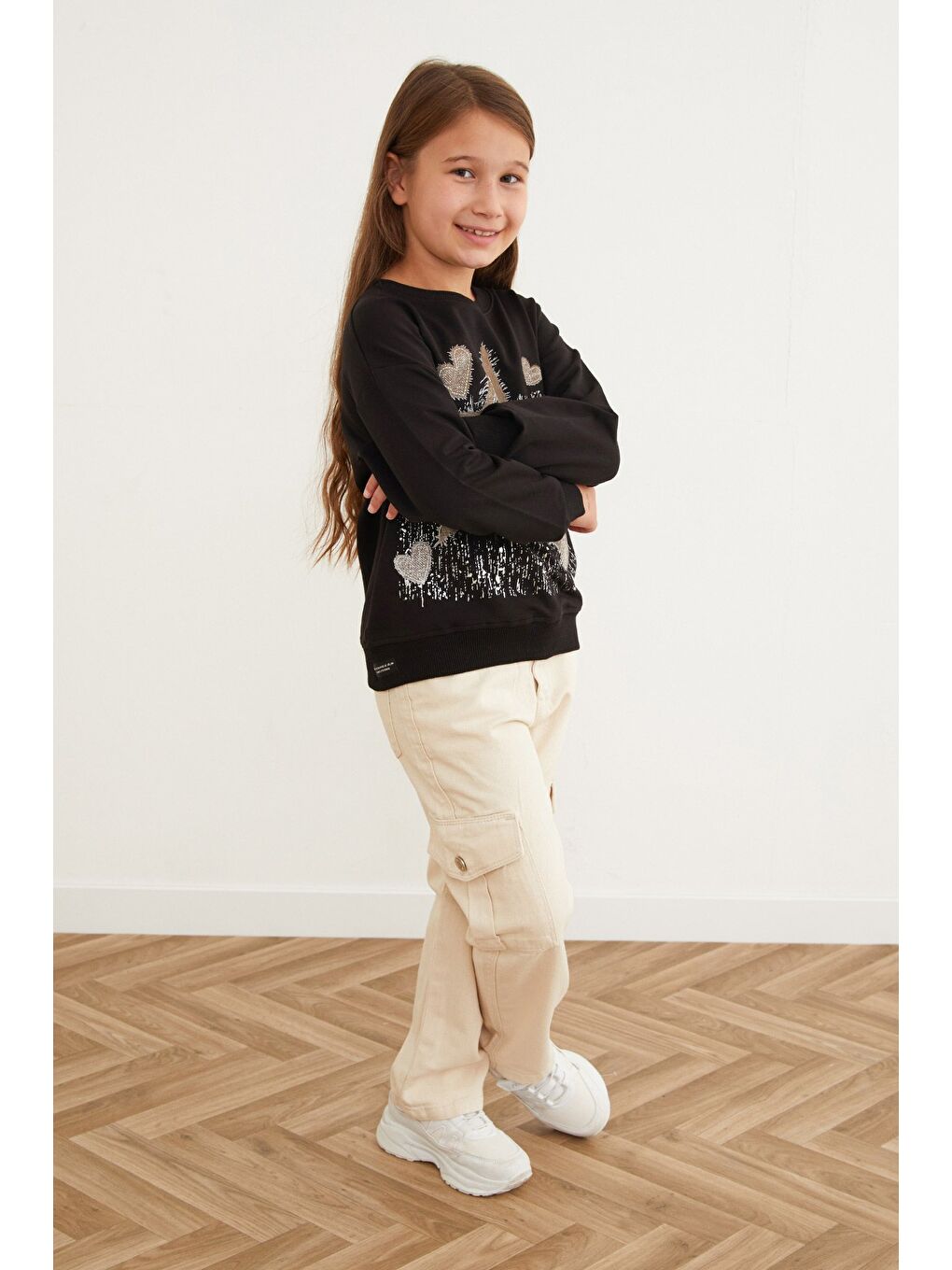 Siyah Yıldız Ve Kalp Baskılı Kız Çocuk Sweatshirt-1