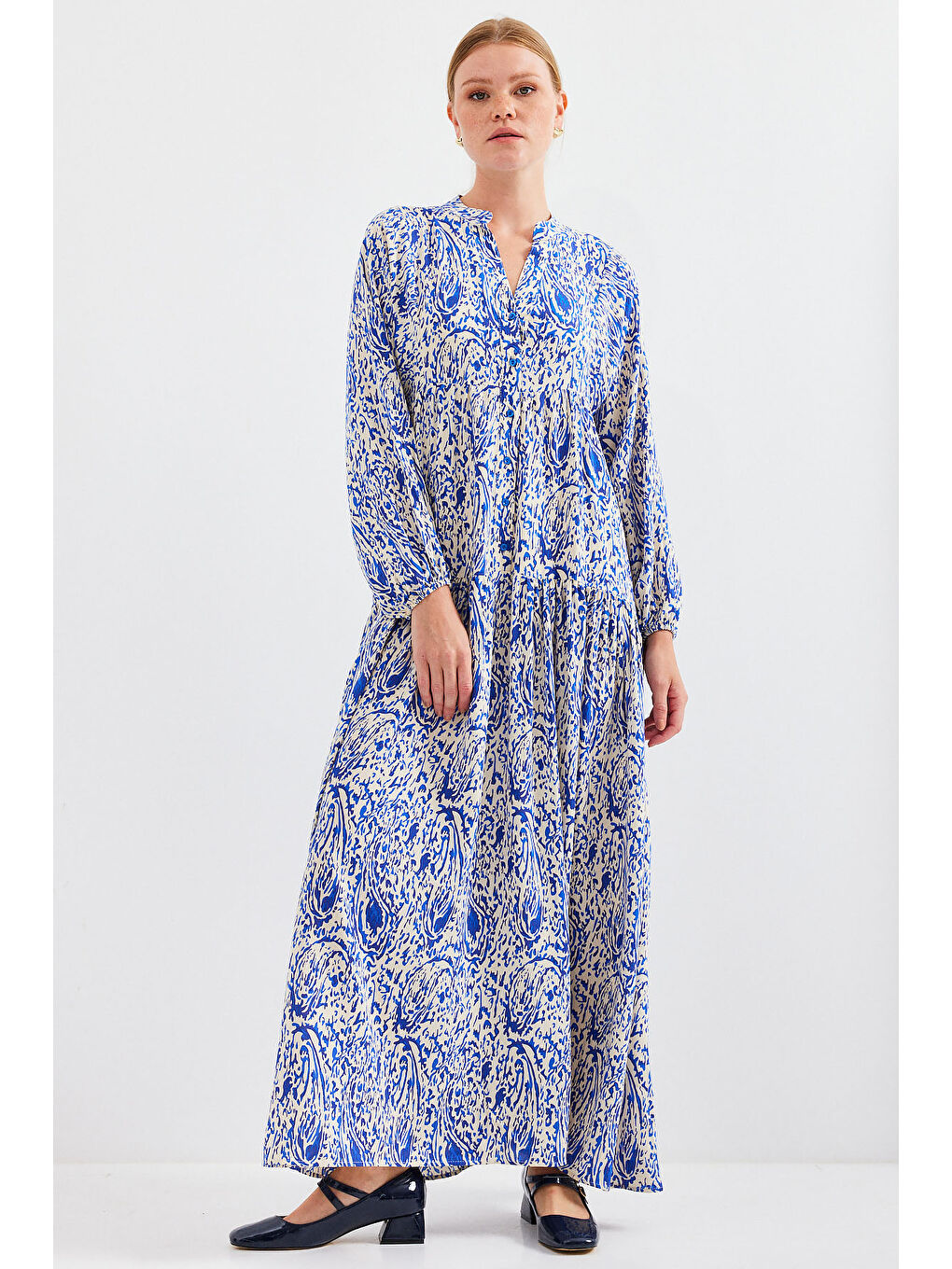 Mavi Kadın Desenli Saks Viskon Tesettür Elbise 2423-2