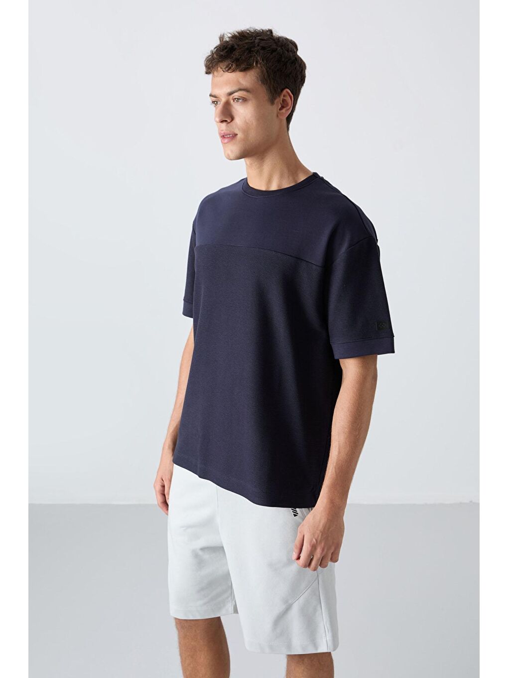 TOMMYLIFE Lacivert Pamuklu Kalın Yüzeyi Dokulu Oversize Fit Basic Erkek T-Shirt - 88340 - 3