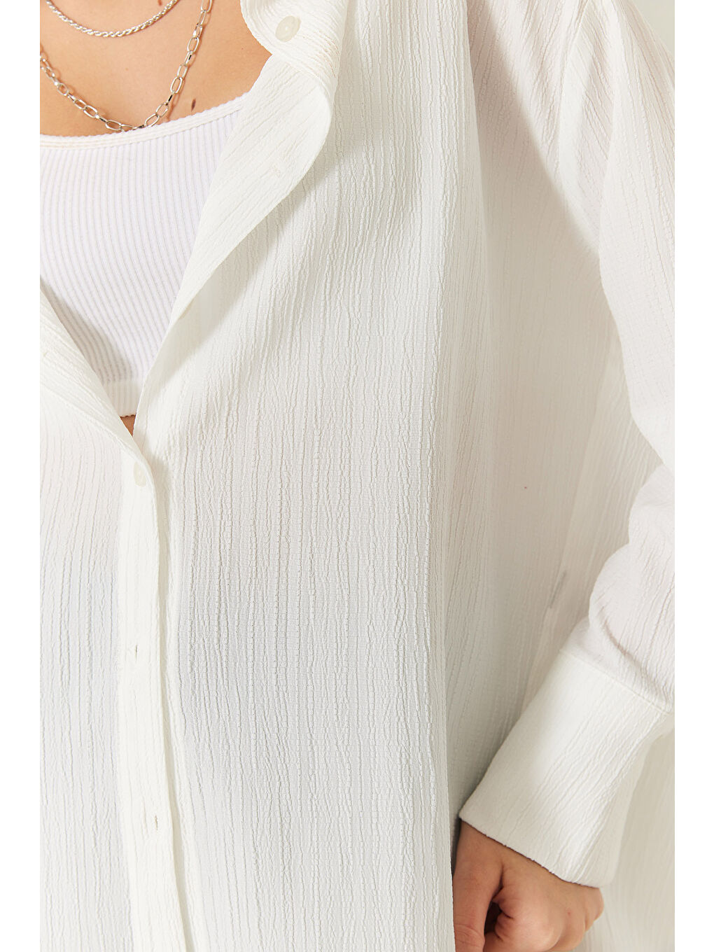 Ekru Kadın Düşük Omuz Oversize Basic Bürümcük Gömlek-4