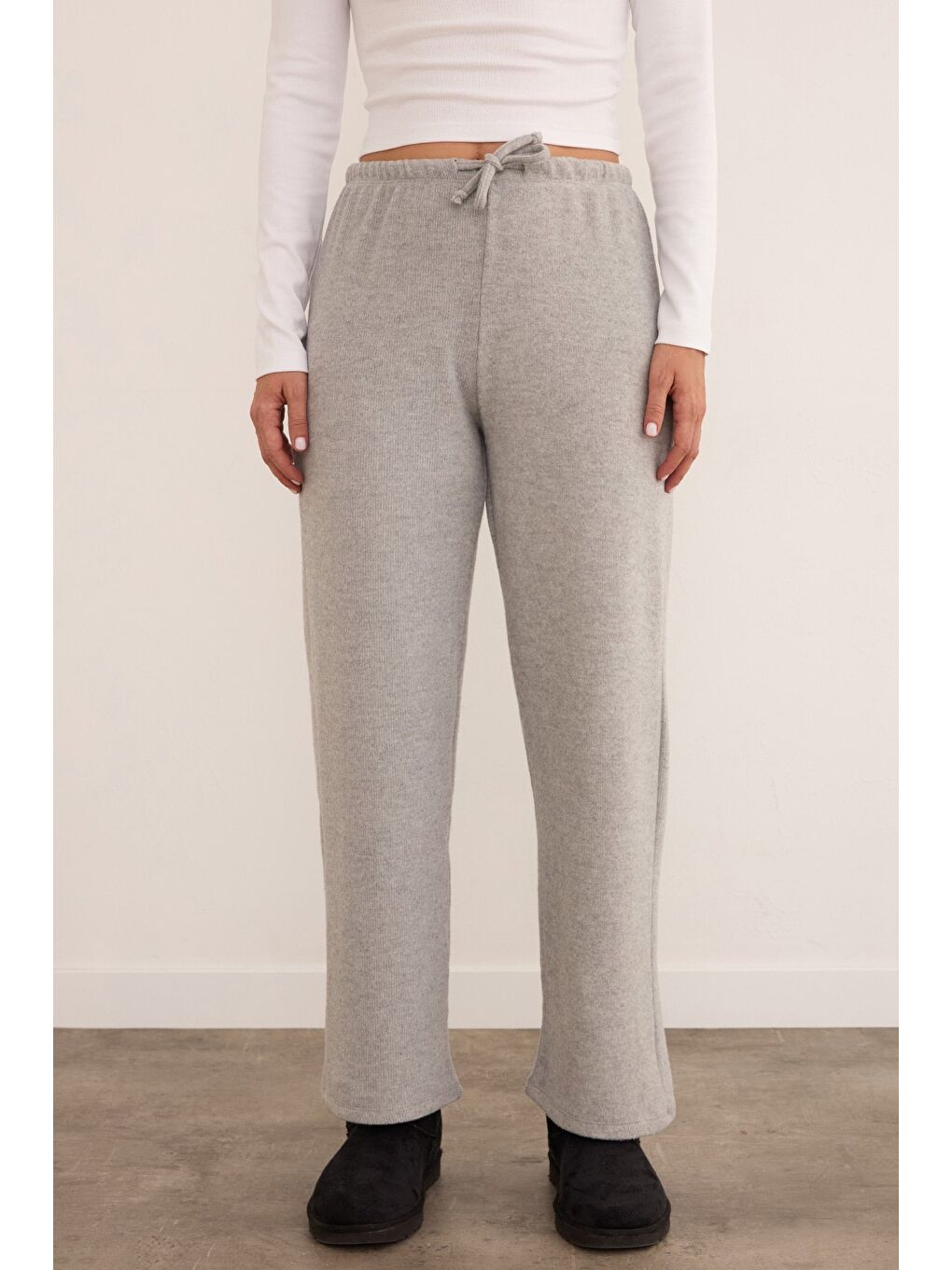 Gri Beli Bağlamalı Yumoş Palazzo Pantolon-4