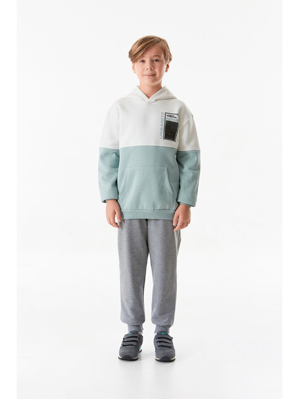 Gri Yazı Baskılı Beli Bağcıklı Jogger Erkek Çocuk Eşofman Altı-2