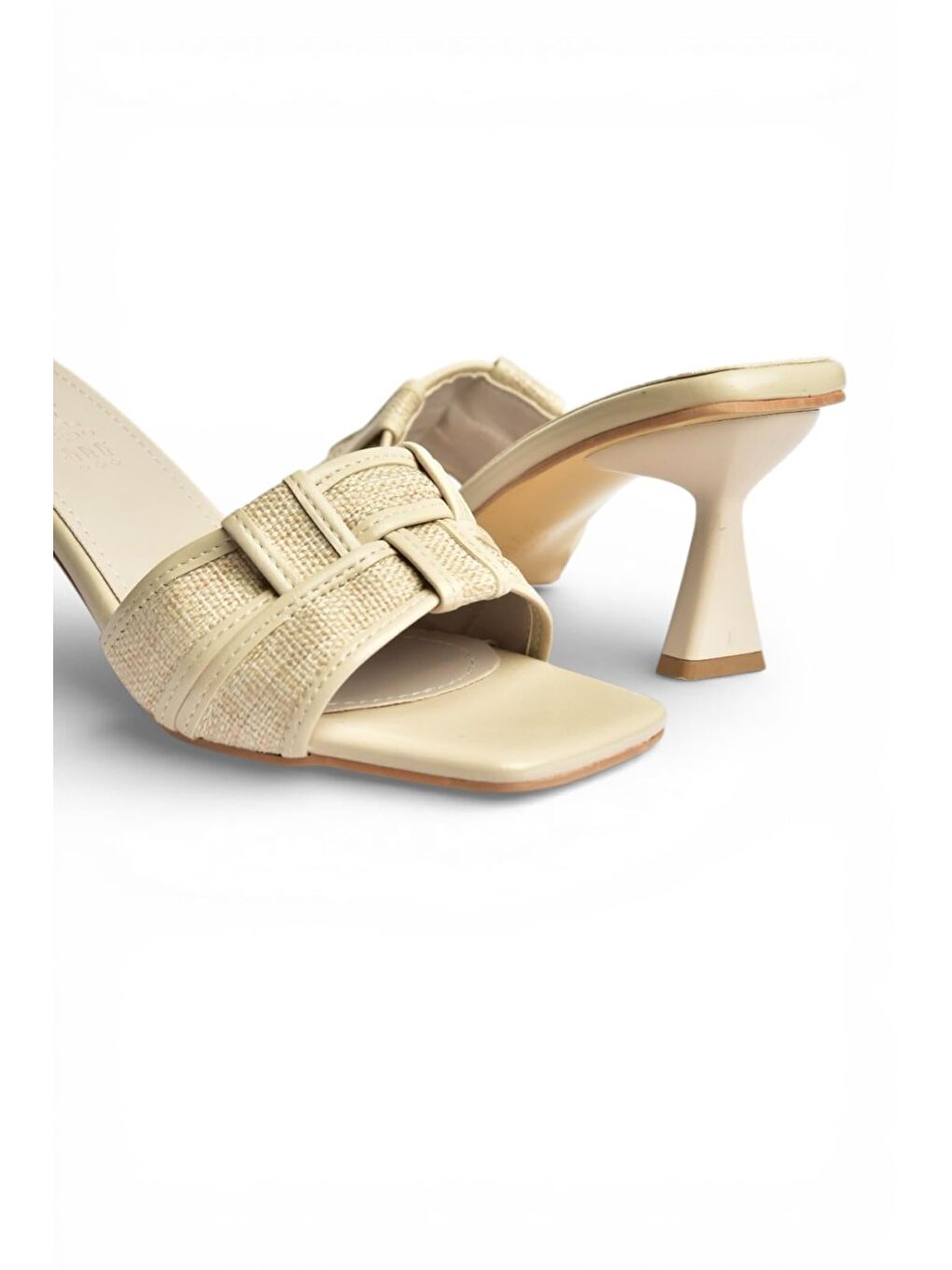 Bej Kadın Terlik Y820500209-4