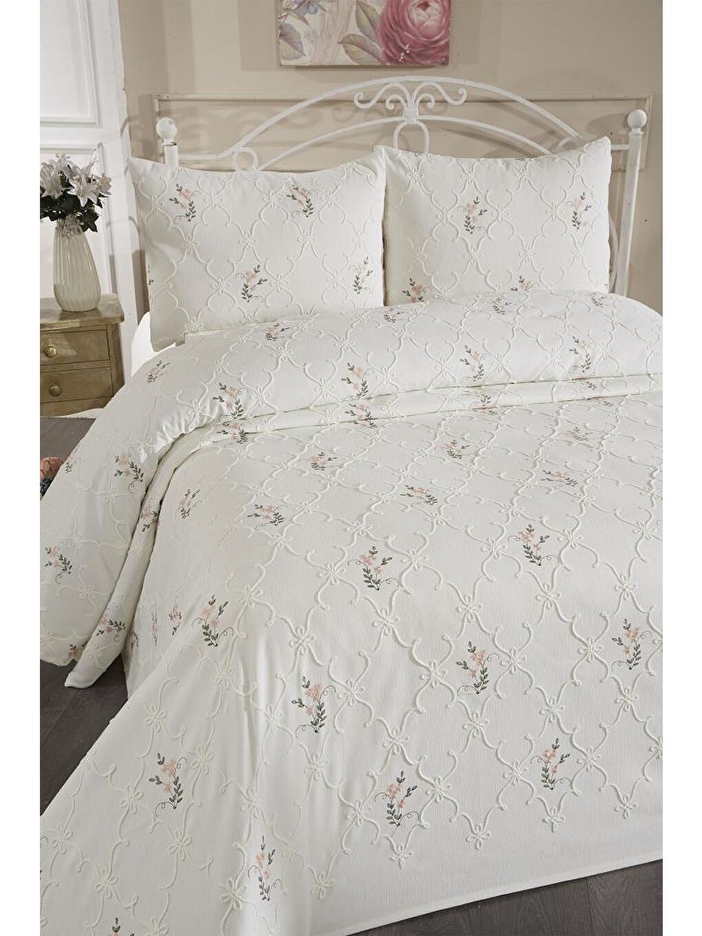 Ekru Pinkrose Nakışlı Şönil 3 Parça Çift Kişilik Yatak Örtüsü Krem-2