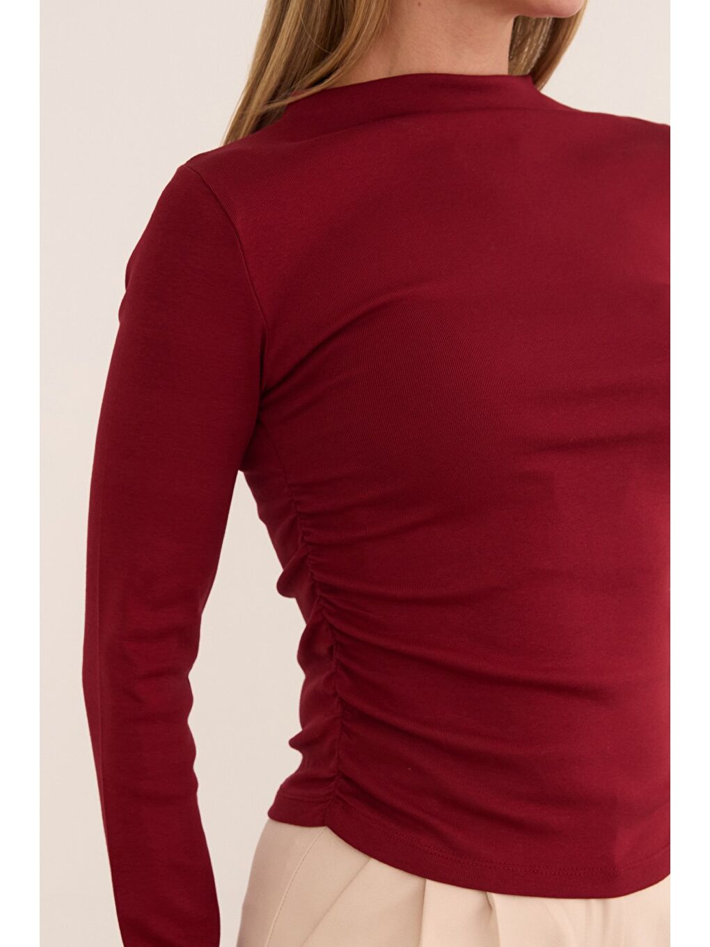Bordo Basic Yanları Drapeli Perkins Yaka Modal Bluz-4