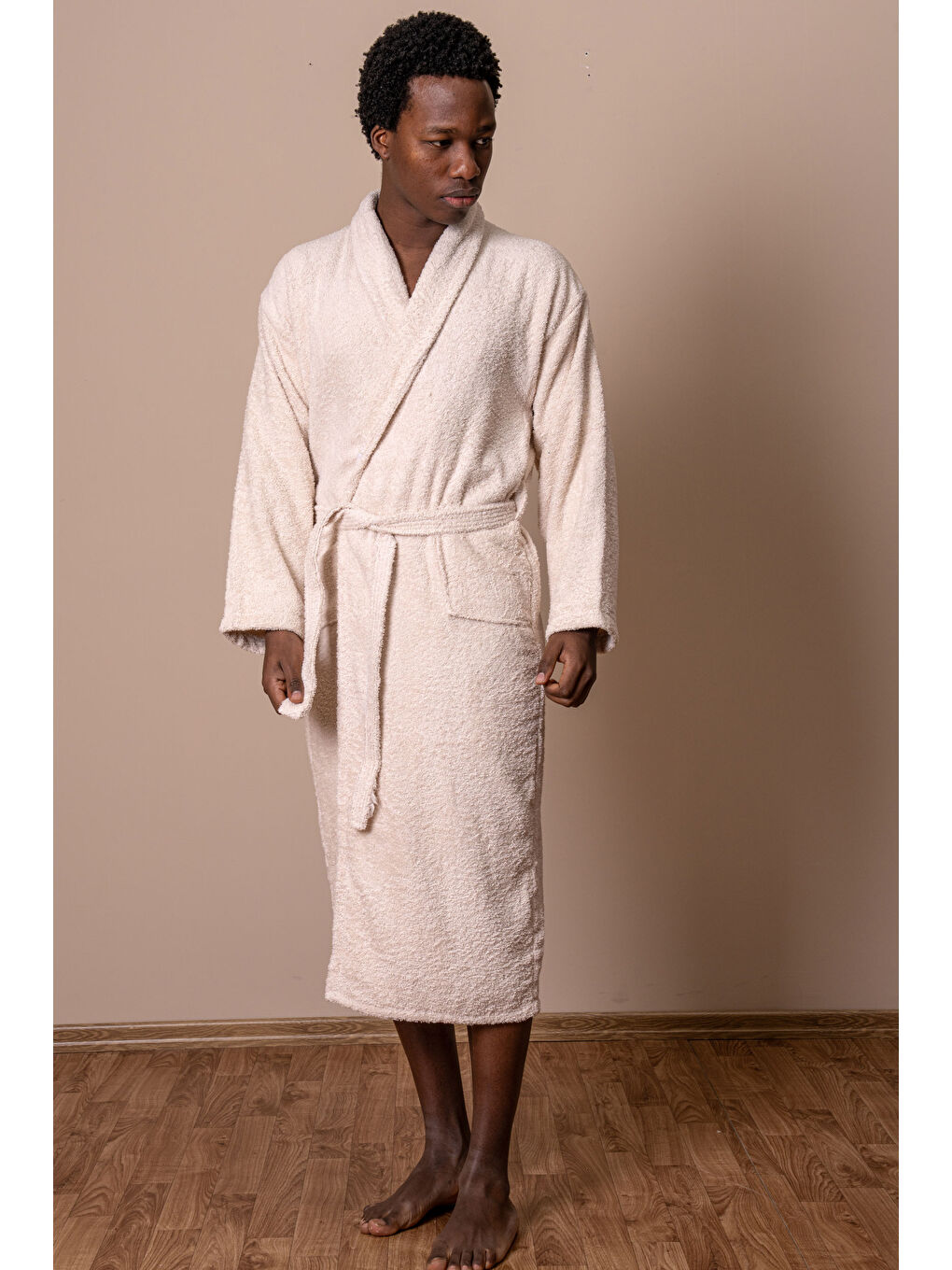 Ekru Bukle Dokuma Yüksek Gramajlı Bornoz Krem – İhracat Fazlası Stok – Unisex – One Size