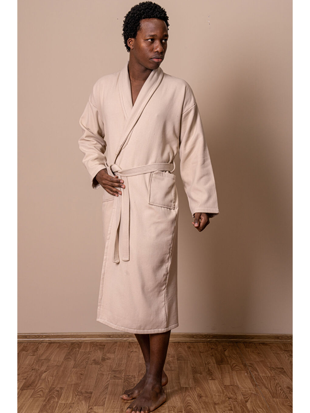 Bej Renk İhracat Fazlası Stok Havlu İçli Bornoz – One Size – Yüksek Su Emicilik