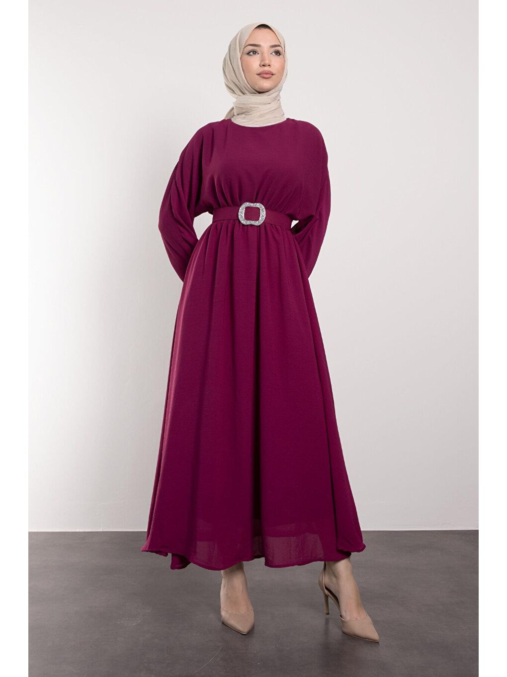 Fuşya Simli Kemerli Şifon Tesettür Kadın Elbise-3