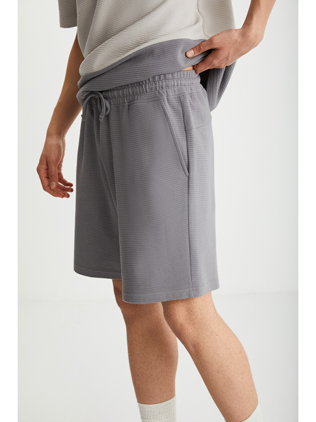 Gri SOLVEN Erkek Cepli Regular Fit GRİ Şort
