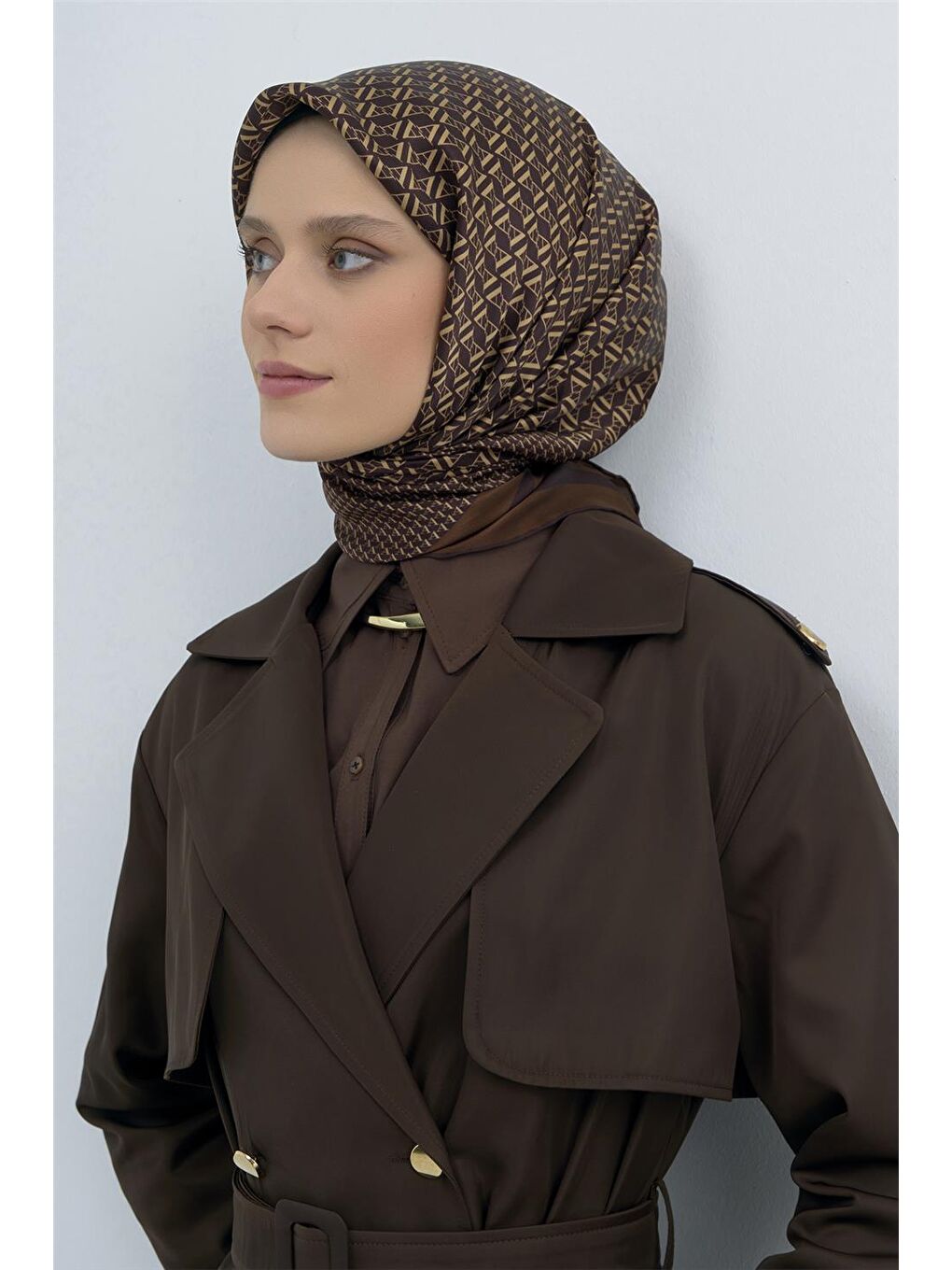 Kahverengi Saf İpek Sura Eşarp 9502D 06-3