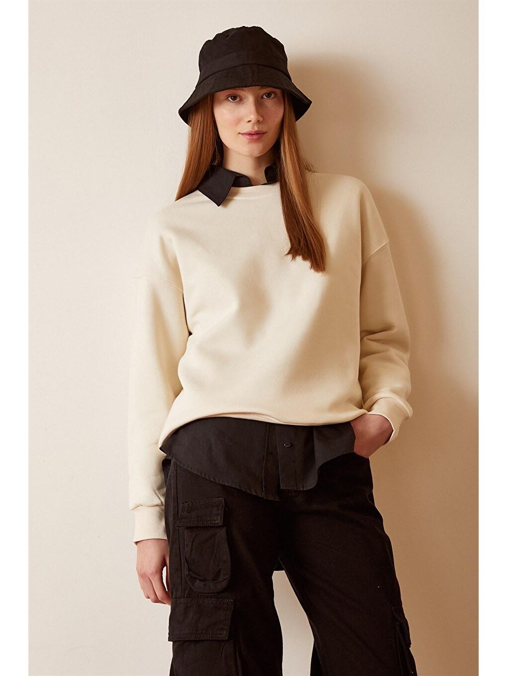 Ekru Bisiklet Yaka Sweatshirt-3