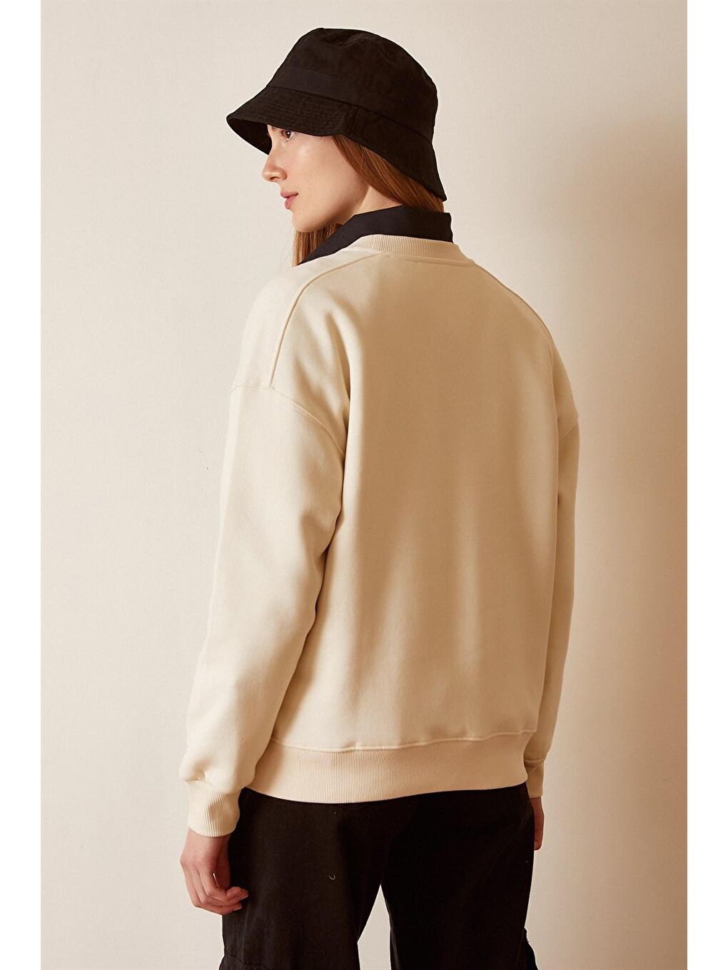 Ekru Bisiklet Yaka Sweatshirt-4