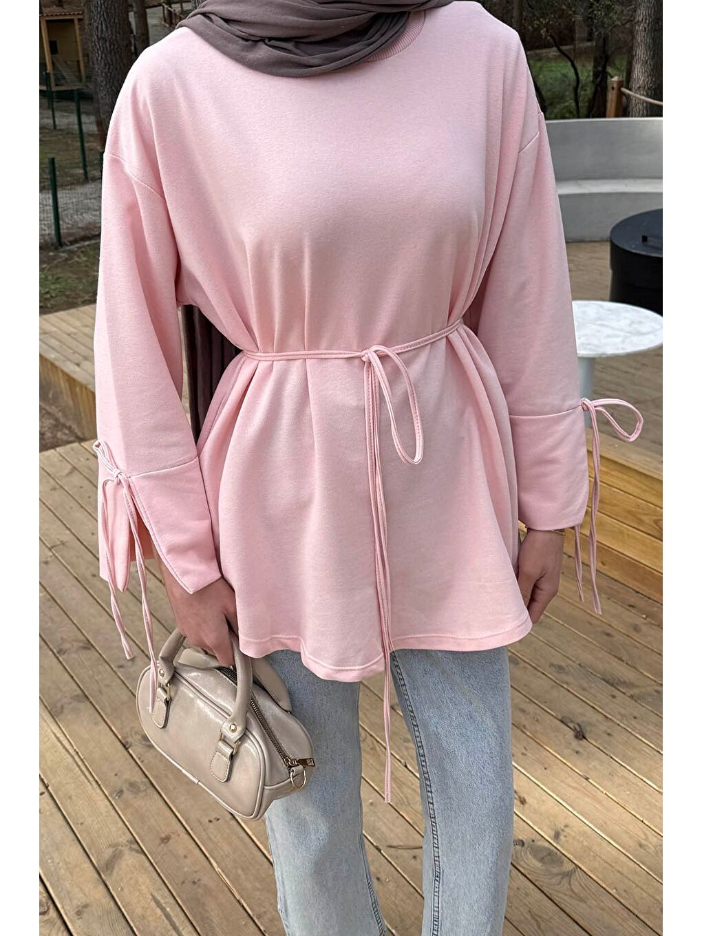 Pembe Yırtmaç Detaylı Sweat Pudra-2