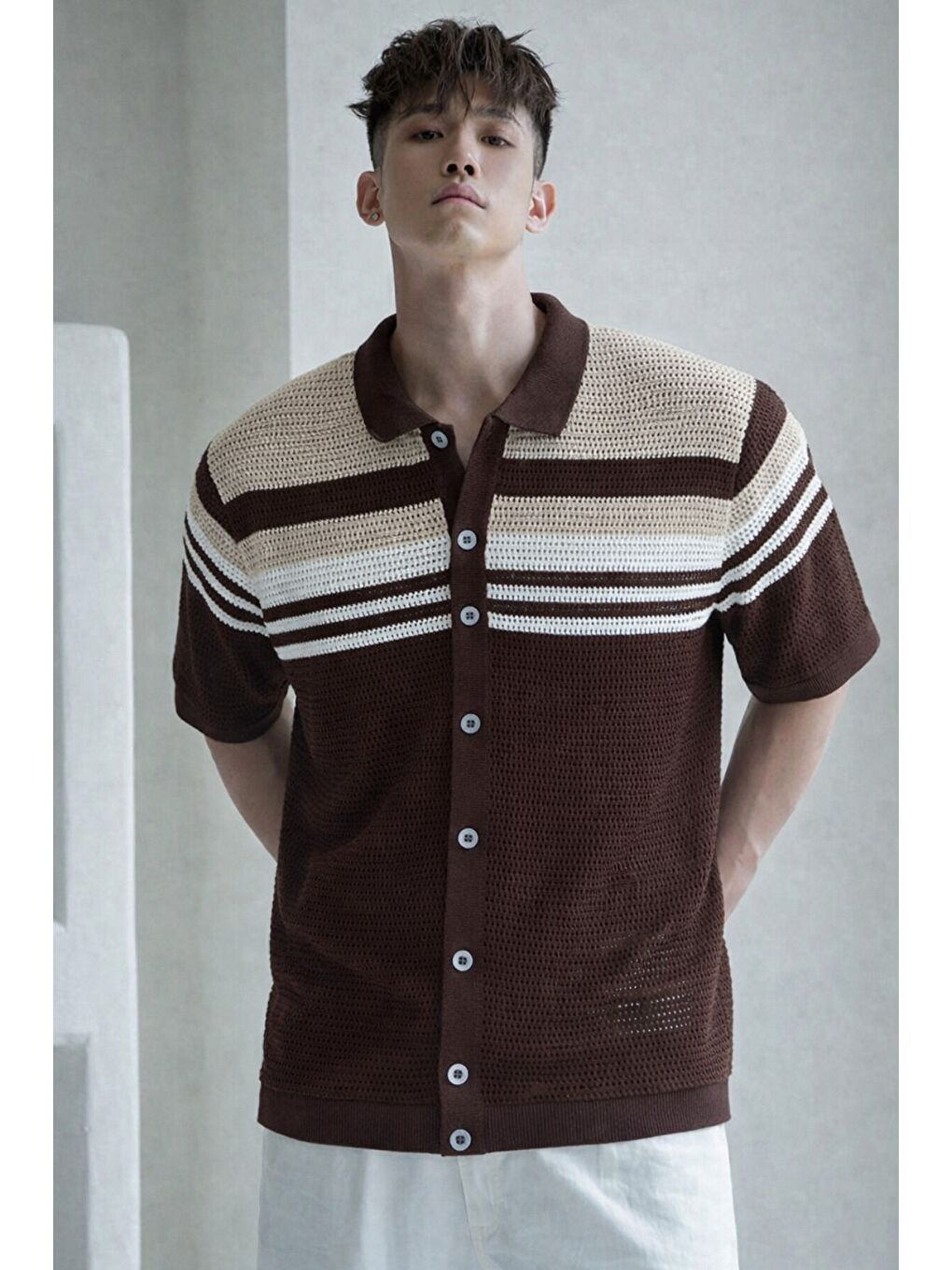 Kahverengi Çizgili Erkek Triko Gömlek Yaka Hırka Yazlık Rahat Kesim-1