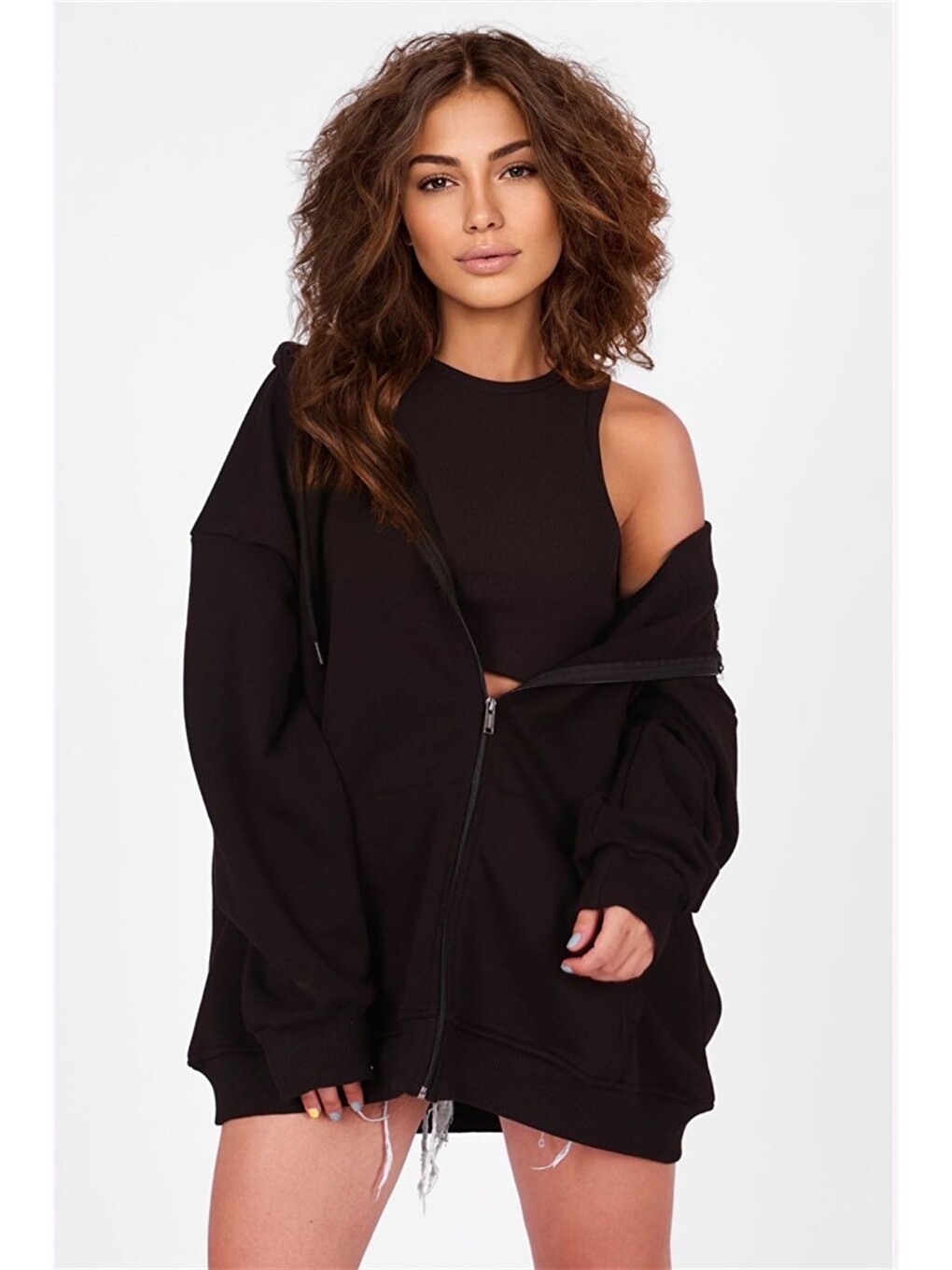 Siyah Kapüşonlu Sırt Baskılı Sweatshirt Mg1195