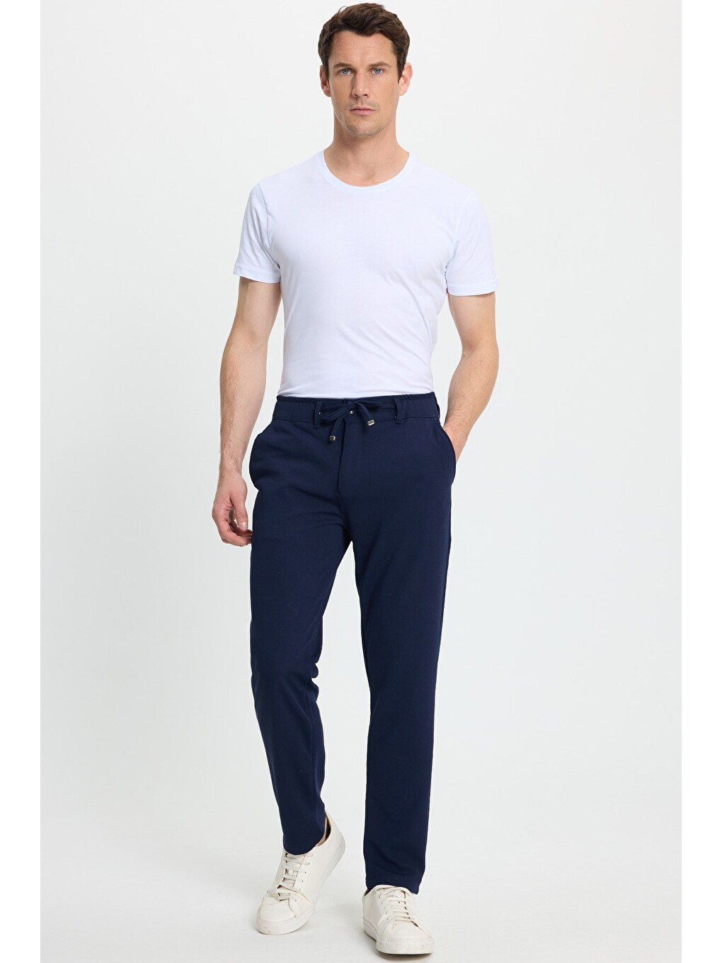 Erkek Slim Fit Dar Kesim Beli Lastikli Bağcık Detaylı Lacivert Pantolon