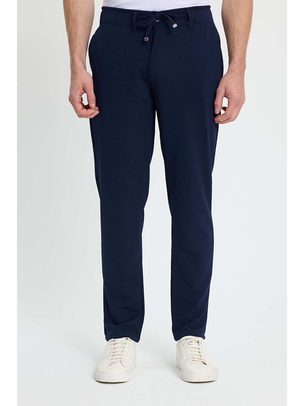 Erkek Slim Fit Dar Kesim Beli Lastikli Bağcık Detaylı Lacivert Pantolon-3