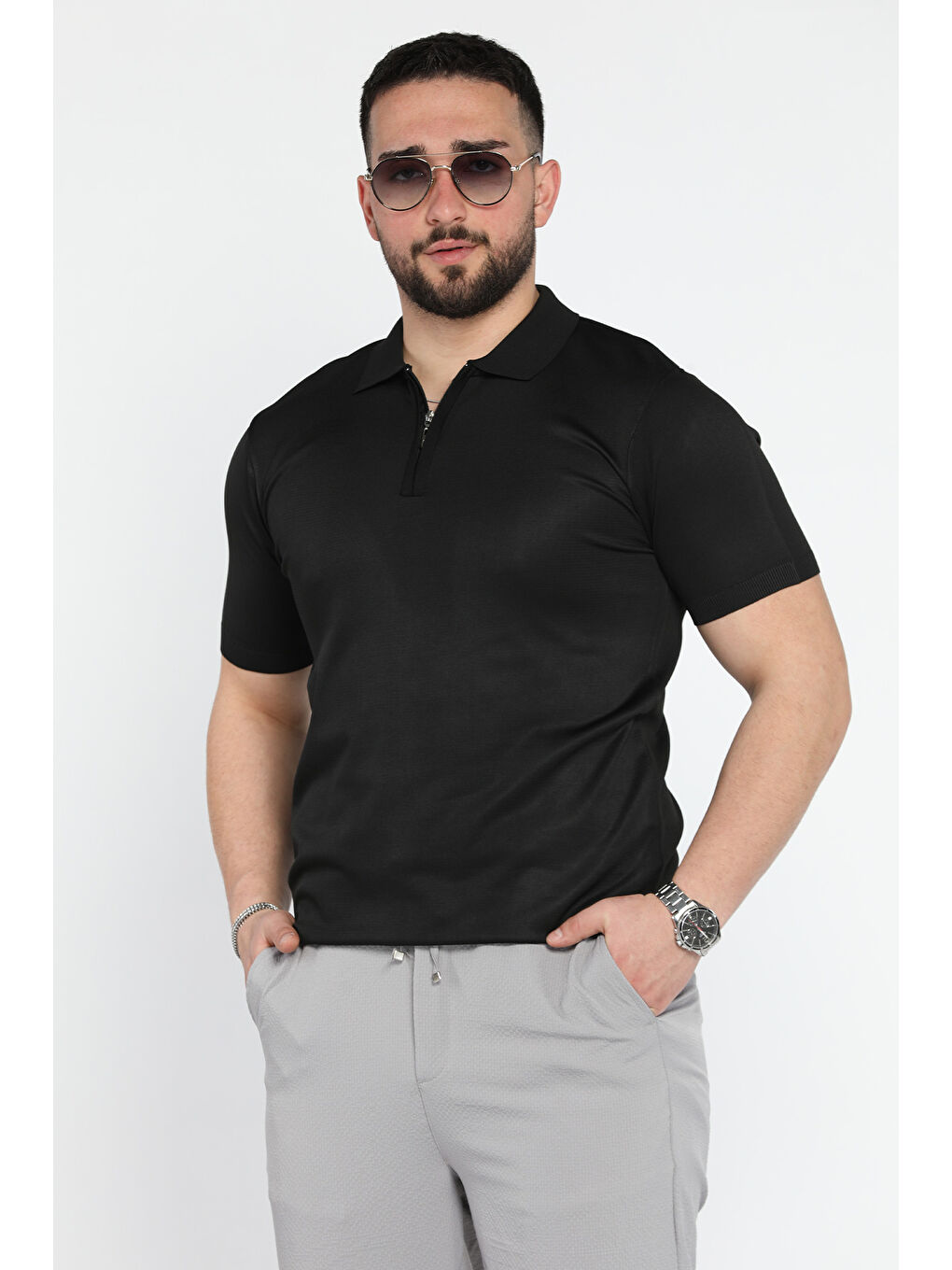 Siyah Erkek Düz Renk Yarım Fermuarlı Polo Yaka Triko Tişört-1
