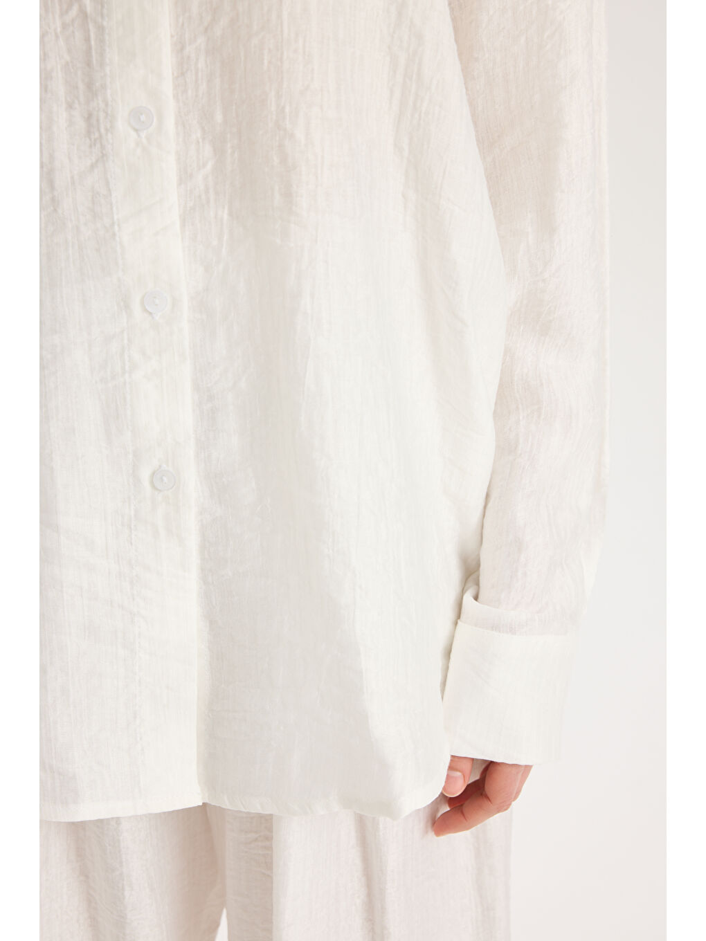 Yovena Düğme Detay Ekru Oversize Gömlek-7