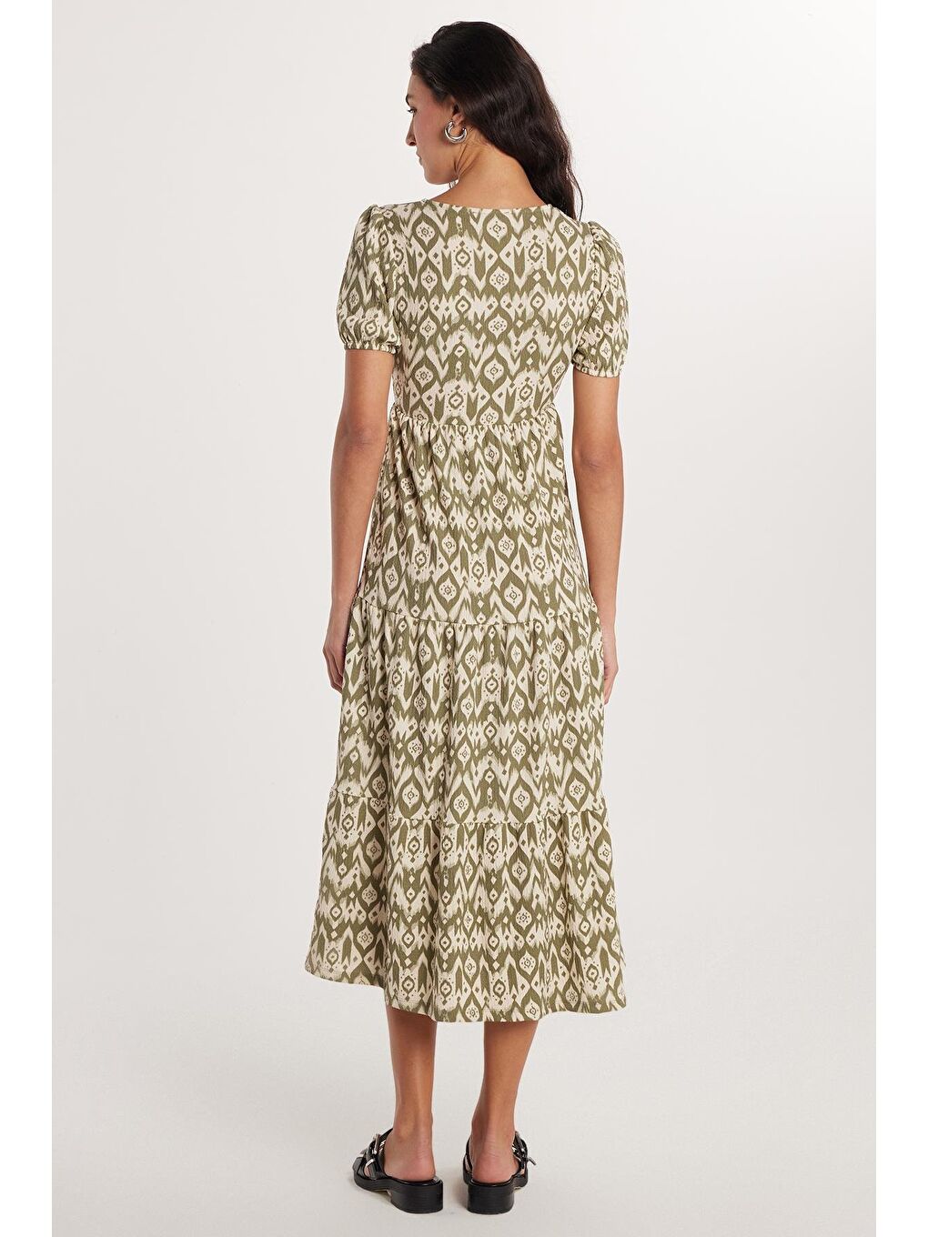 Kadın Slim Fit Dar Kesim Kısa Kollu Baskılı Gofre V Yaka Haki Elbise-4