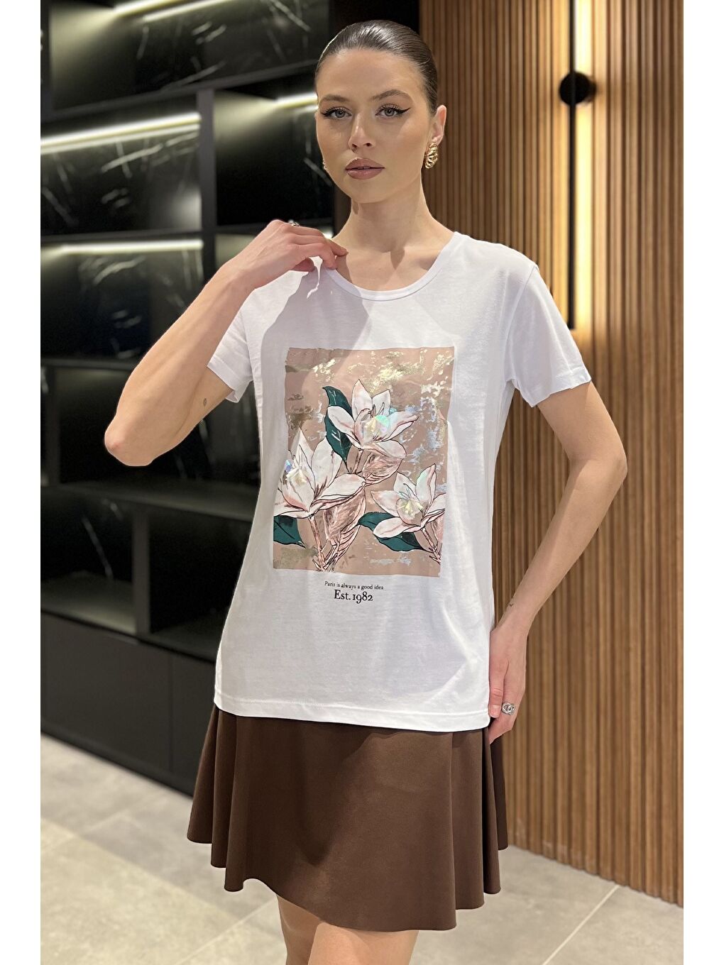 Beyaz Ön Baskılı Kadın Tişört