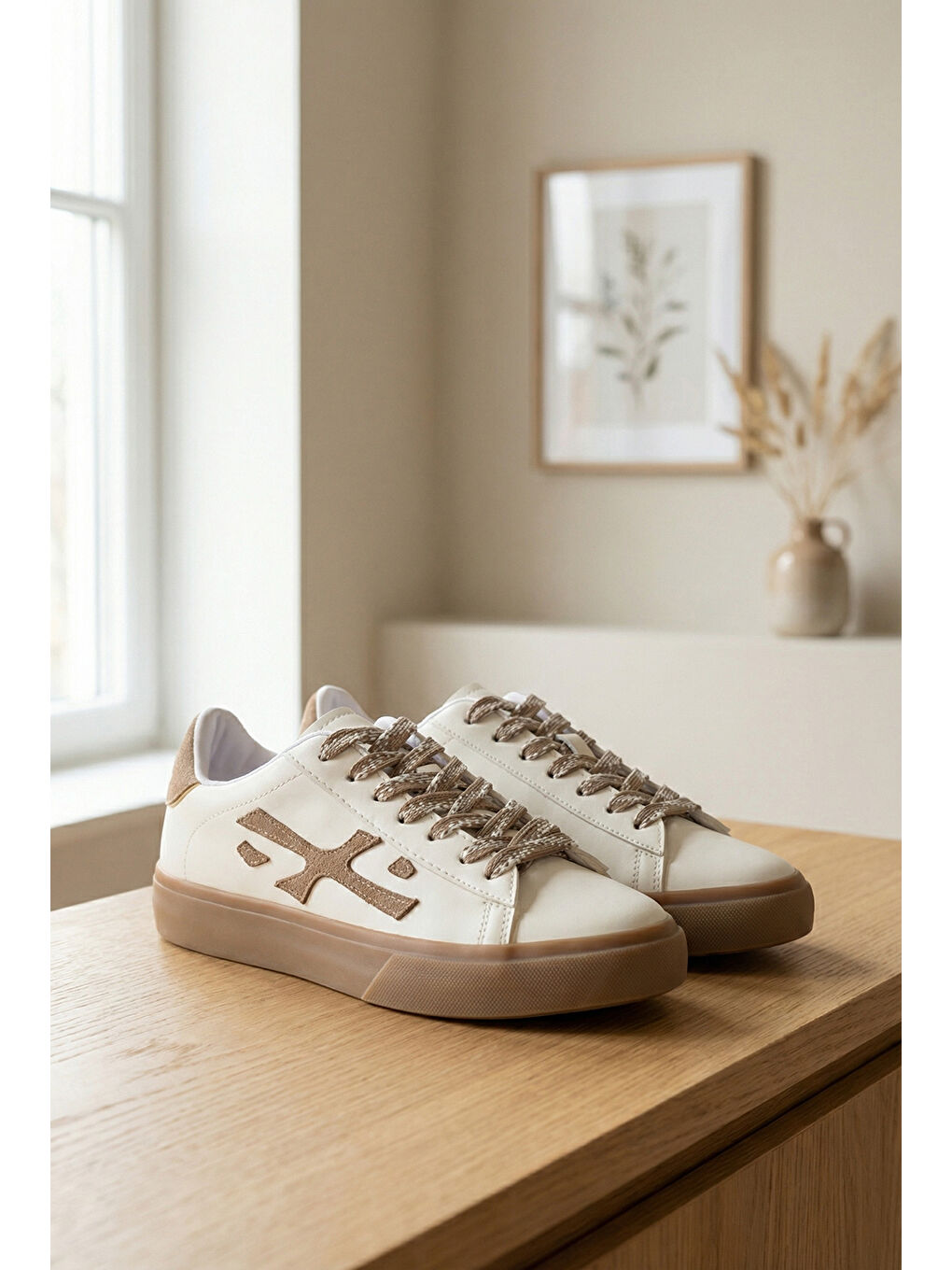 Bej Nissie Yan Detaylı Bağcıklı Konforlu Taban Günlük Spor Kadın Sneaker Ayakkabı