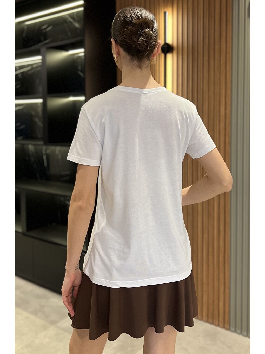 Beyaz Ön Baskılı Kadın Tişört-2