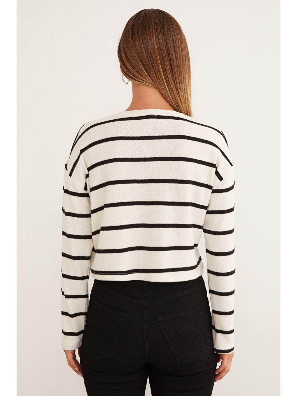 Bej Çizgili Crop Triko Bluz-3