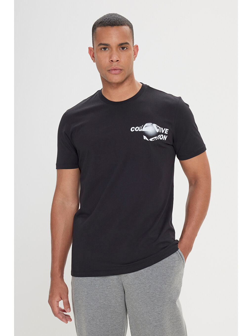 Erkek Siyah Standart Fit Normal Kesim %100 Pamuk Bisiklet Yaka Tişört