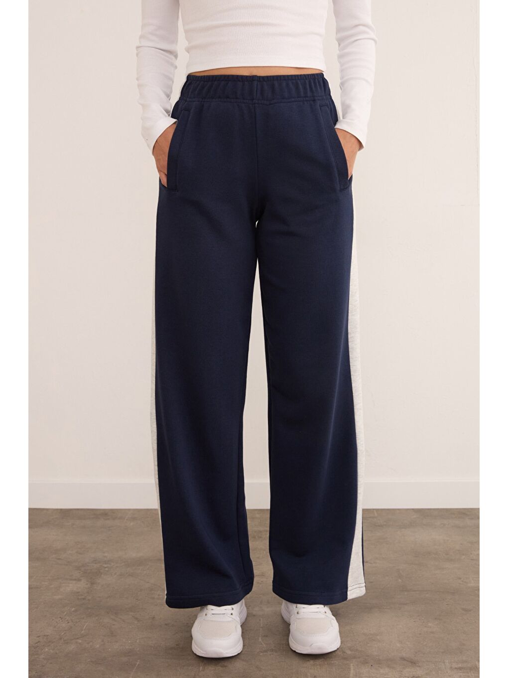 Lacivert Yanları Şeritli Palazzo Eşofman Altı-4