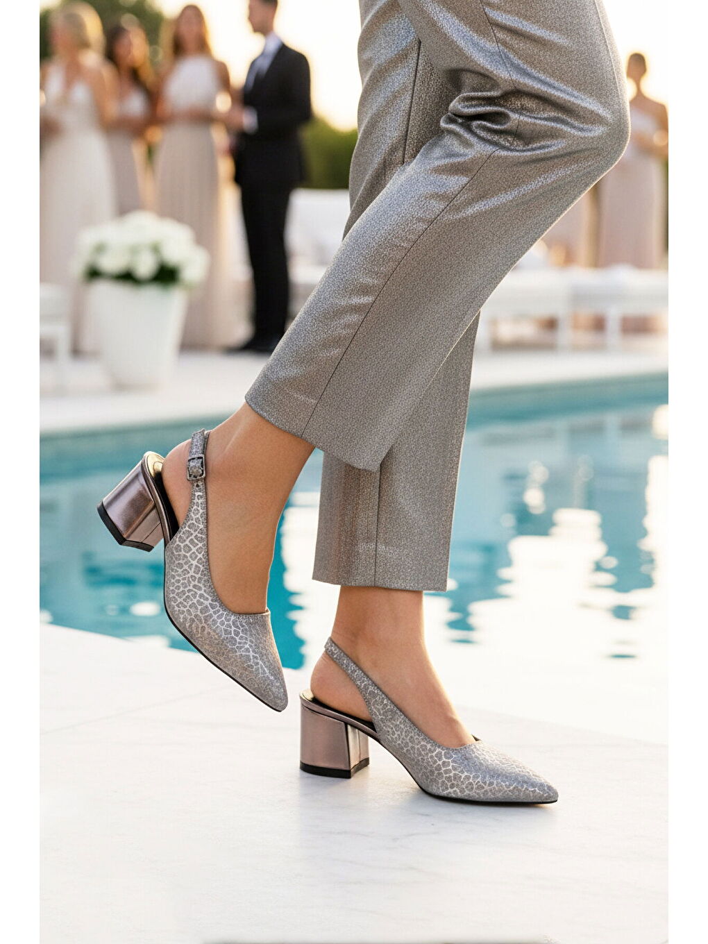 Gri Platin Simli Topuklu Kadın Abiye Ayakkabı 417688 Z-2